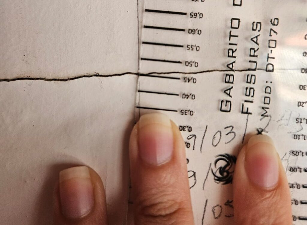 Fissurometro para melhor mapeamento de fissuras